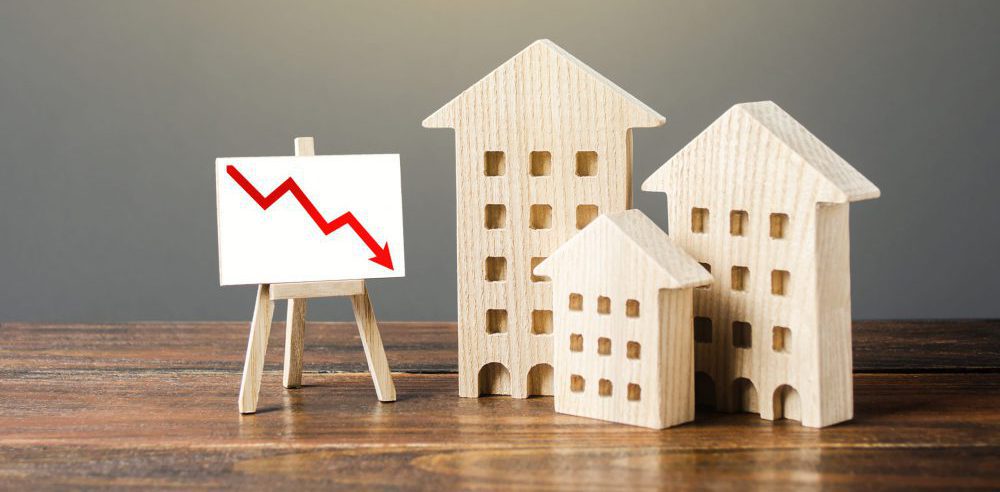 Vacation Rental Downward Trend Illustration